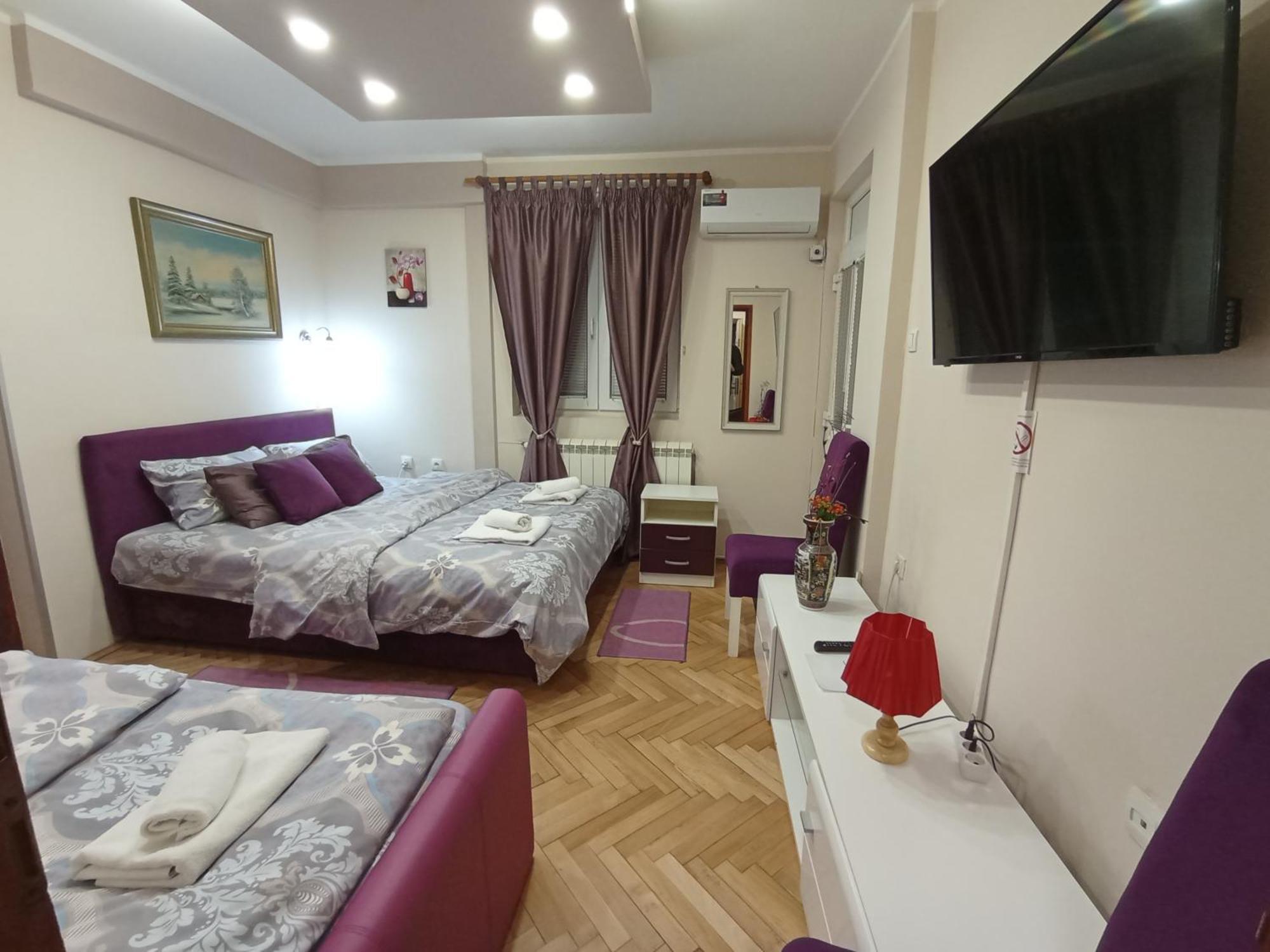 Lägenhet & -mdl Lazic Belgrad