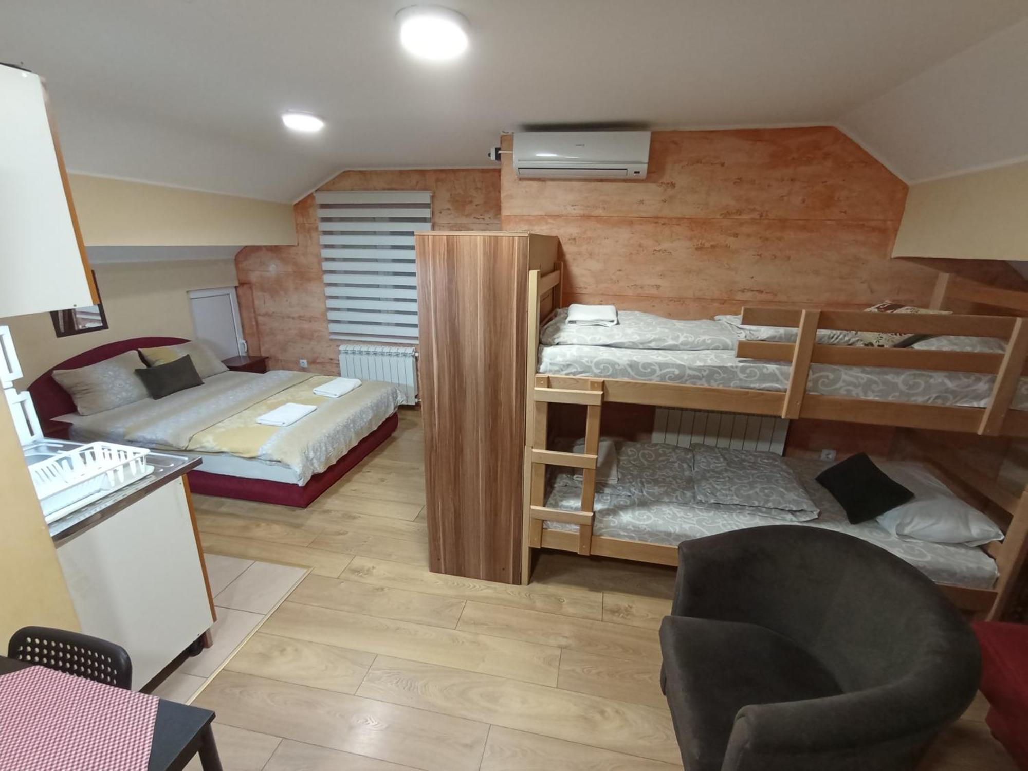 Apartment & -mdl Lazic